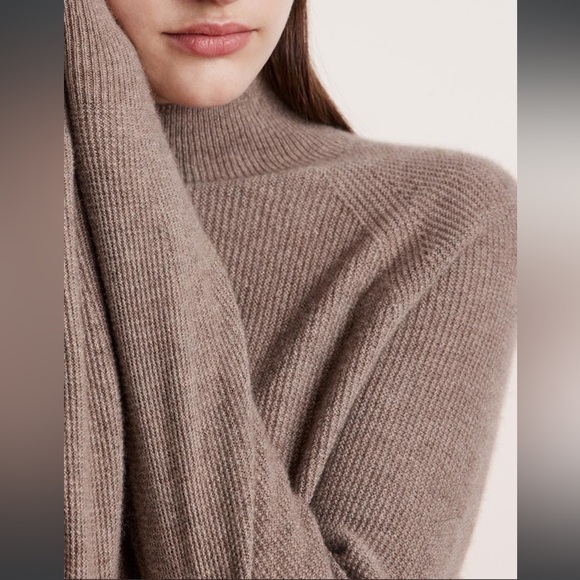 Goelia Pure Cashmere Sweater - Picture 12 of 14